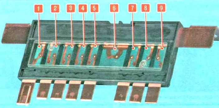 cerato 2008, 2009, 2010, 2011, 2012, 2013 схема блока предохранителей под капотом