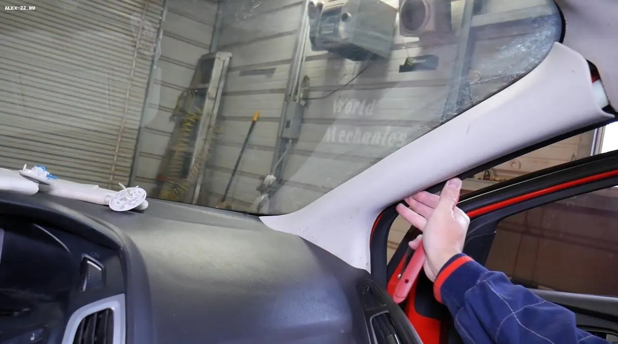 ford focus 3 pillar tri cover, накладка передней стойки форд фокус 3 - 2011, 2012, 2013, 2014, 2015, 2016, 2017, 2018