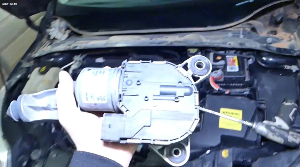 ford focus 3 мотор стеклоочистителя