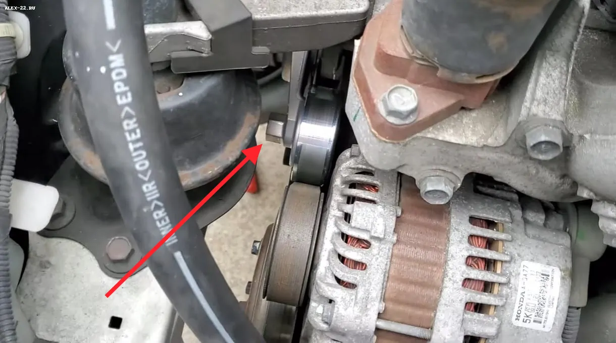 honda jazz tensioner and alternator, хонда джаз как ослабить натяжитель ремня